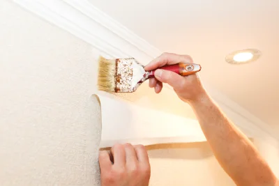 Pose de papier peint aux Iffs — revêtements muraux et toiles de verre